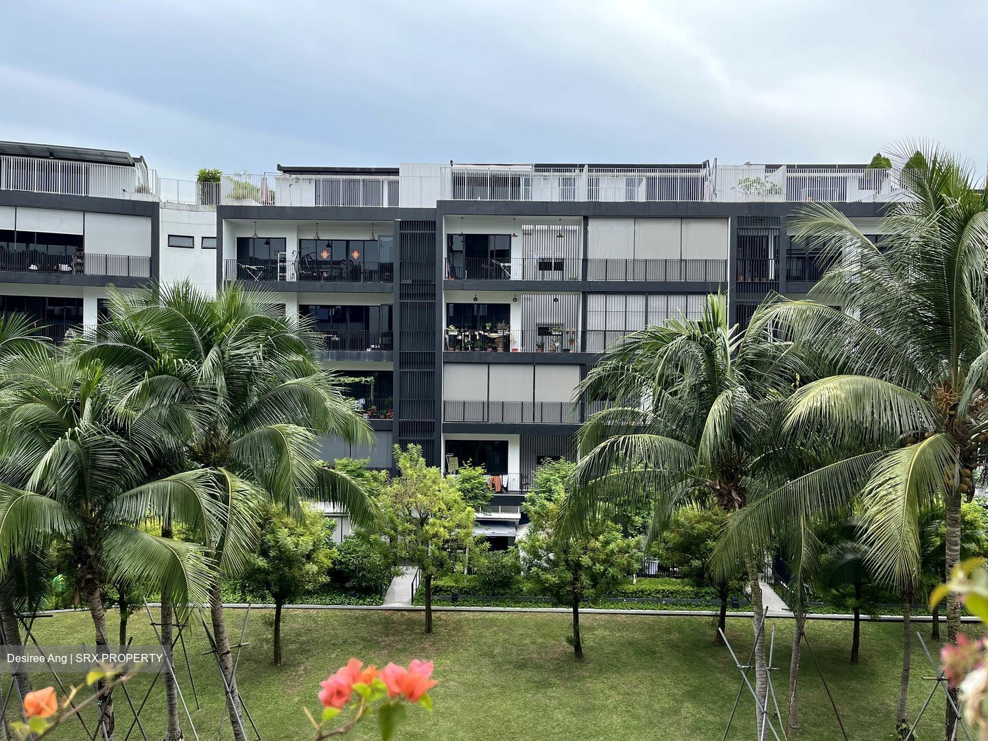 Village @ Pasir Panjang (D5), Condominium #370717261